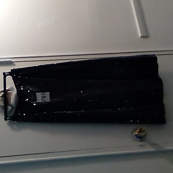 Zara XS sequin bkack skirt new with tag Christmas and Holidays 2024 - Picture 2 of 5